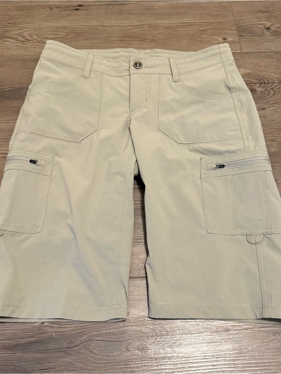 Kuhl Pants - Kuhl Bermuda Roll Tab Shorts Size 2